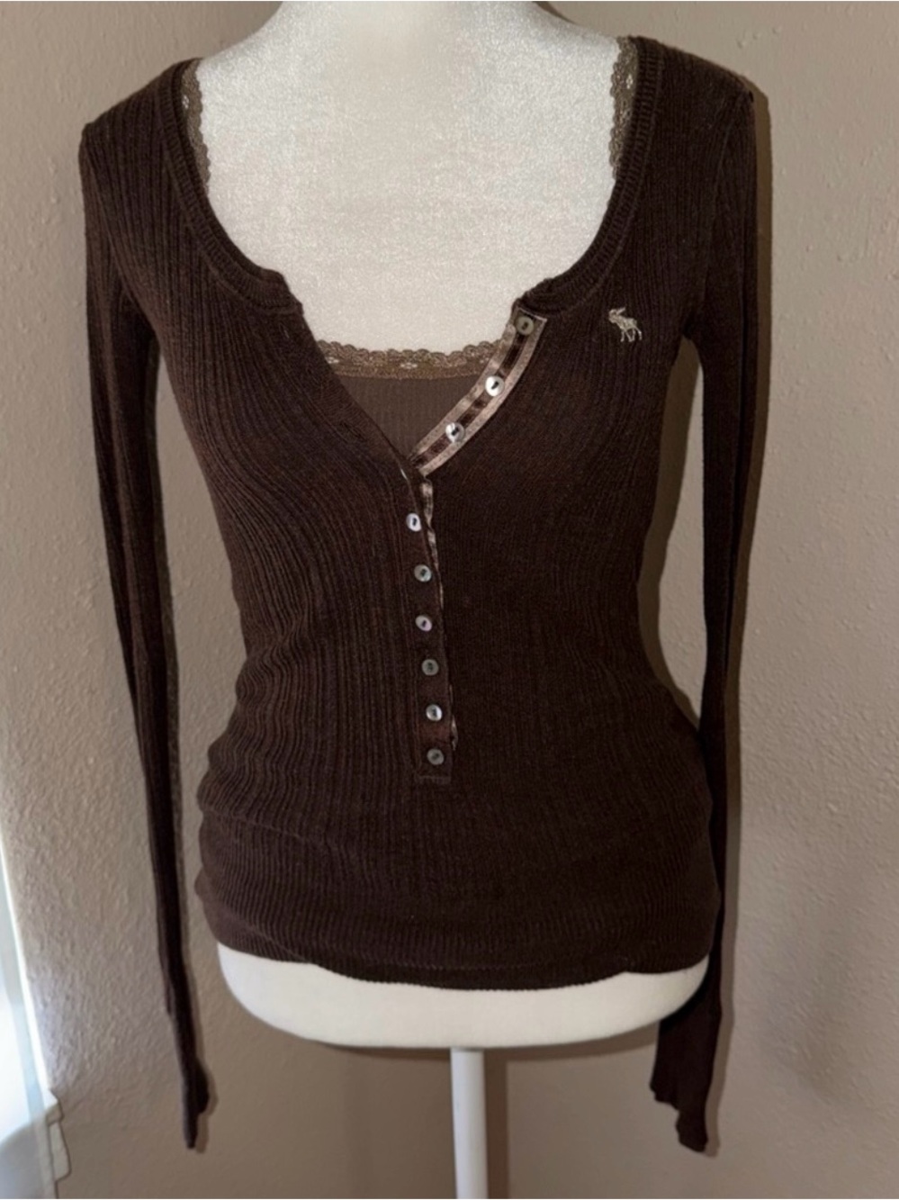 Vintage Y2K Abercrombie & Fitch 2000s Knit Long Sleeve Henley Top